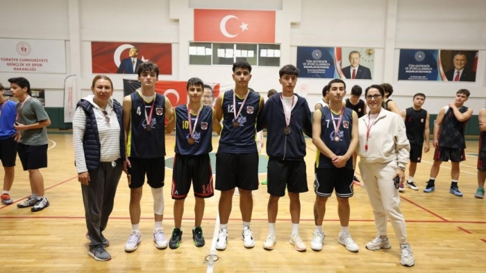 Cumhuriyet Coşkusu Sporla Taçlandı